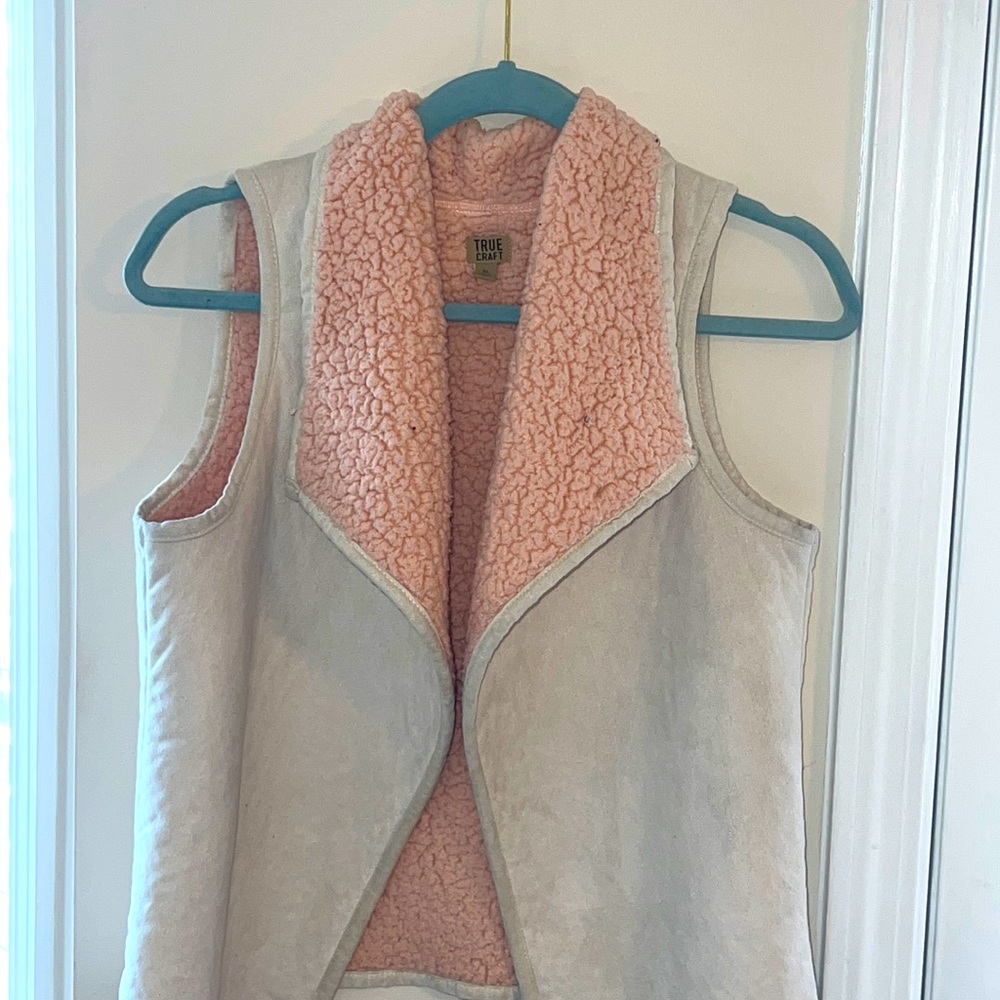 Sherpa lined winter vest for children. Brand by true craft